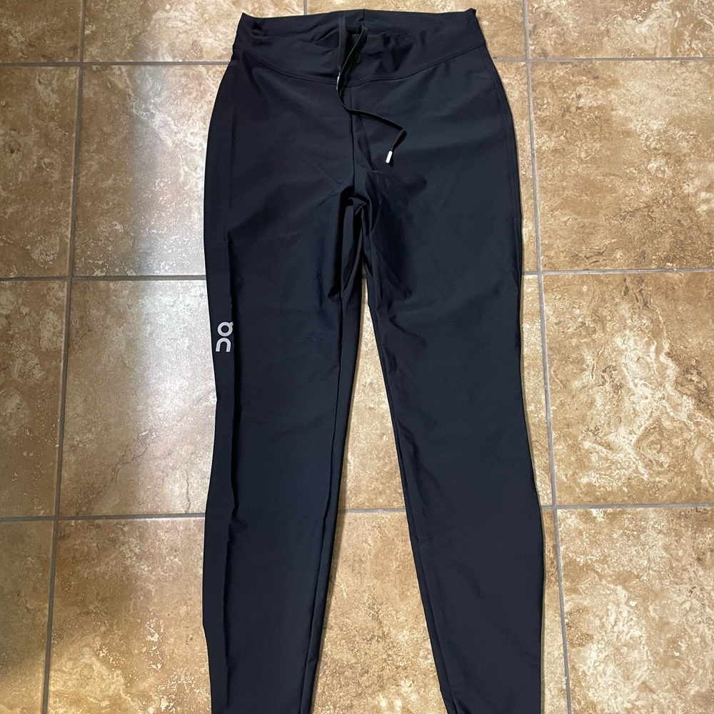 On Swiss Running tights - brand new